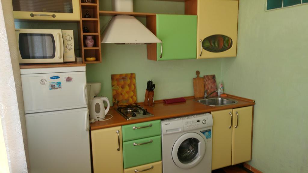 Shievchienko 10 Apartment เคียฟ ภายนอก รูปภาพ